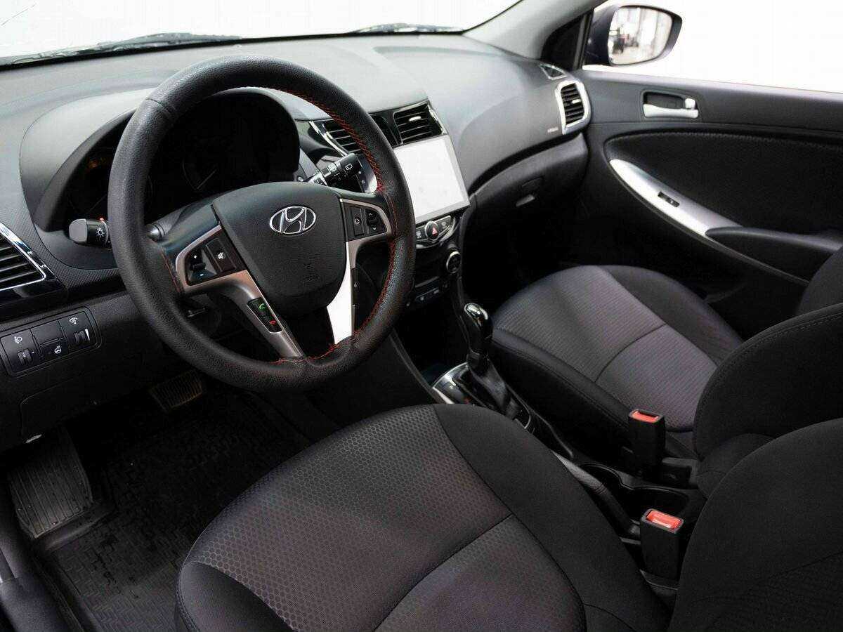 Купить Hyundai Solaris, 2016, 138 787 км, фото №7