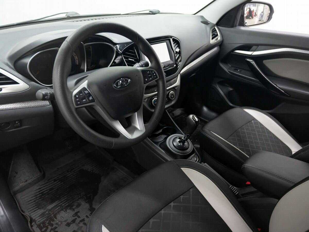 Купить Lada (ВАЗ) Vesta SW Cross, 2019, 88 754 км, фото №9