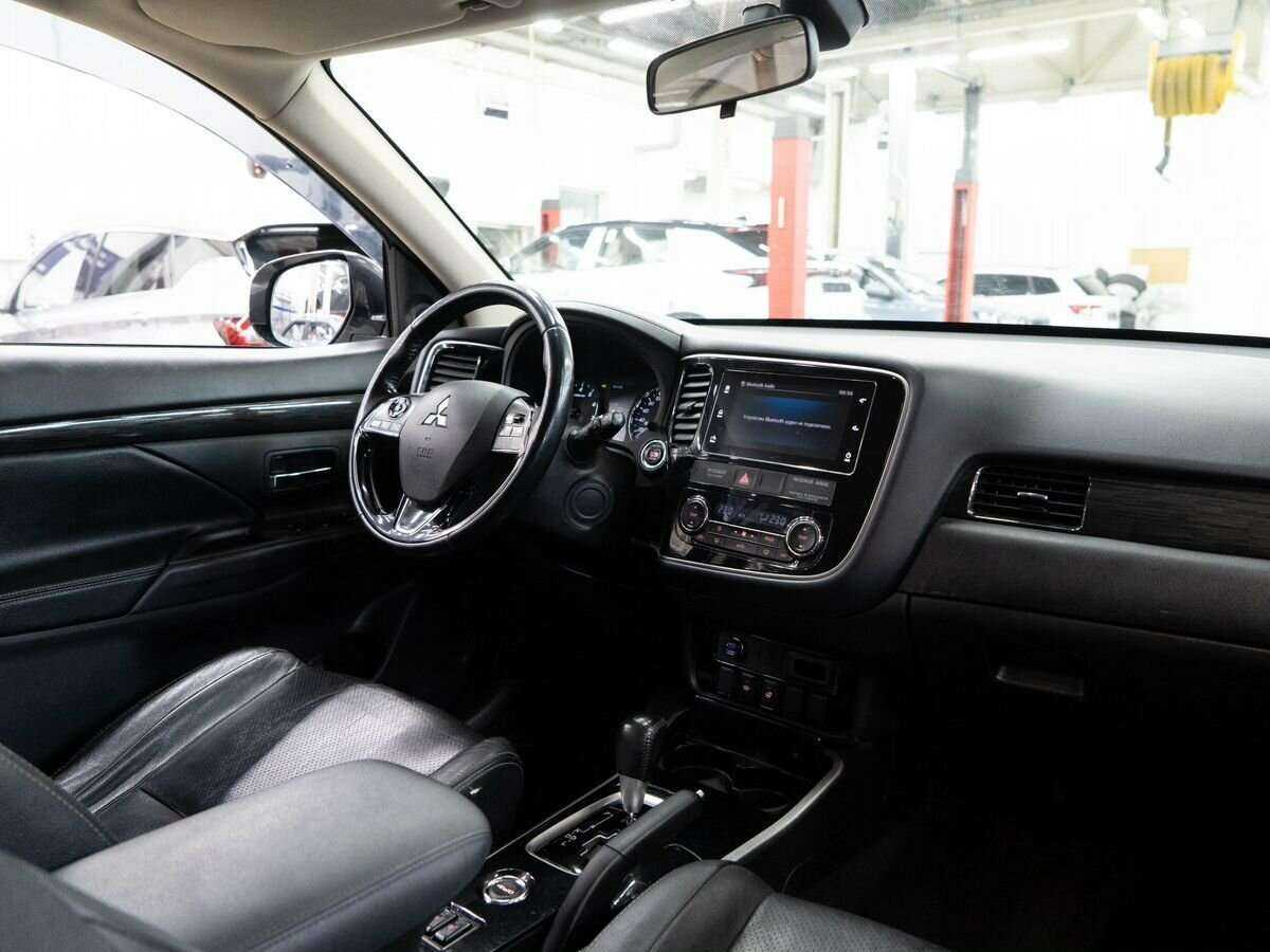 Купить Mitsubishi Outlander, 2017, 191 000 км, фото №17
