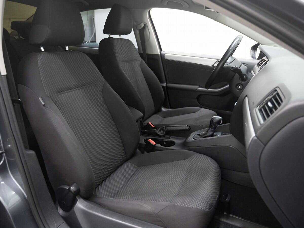 Купить Volkswagen Jetta, 2012, 228 632 км, фото №11