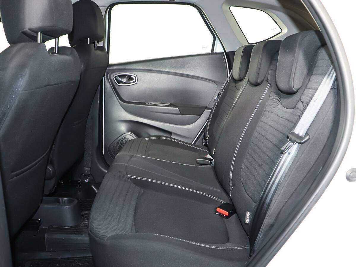 Купить Renault Kaptur, 2017, 81 000 км, фото №10