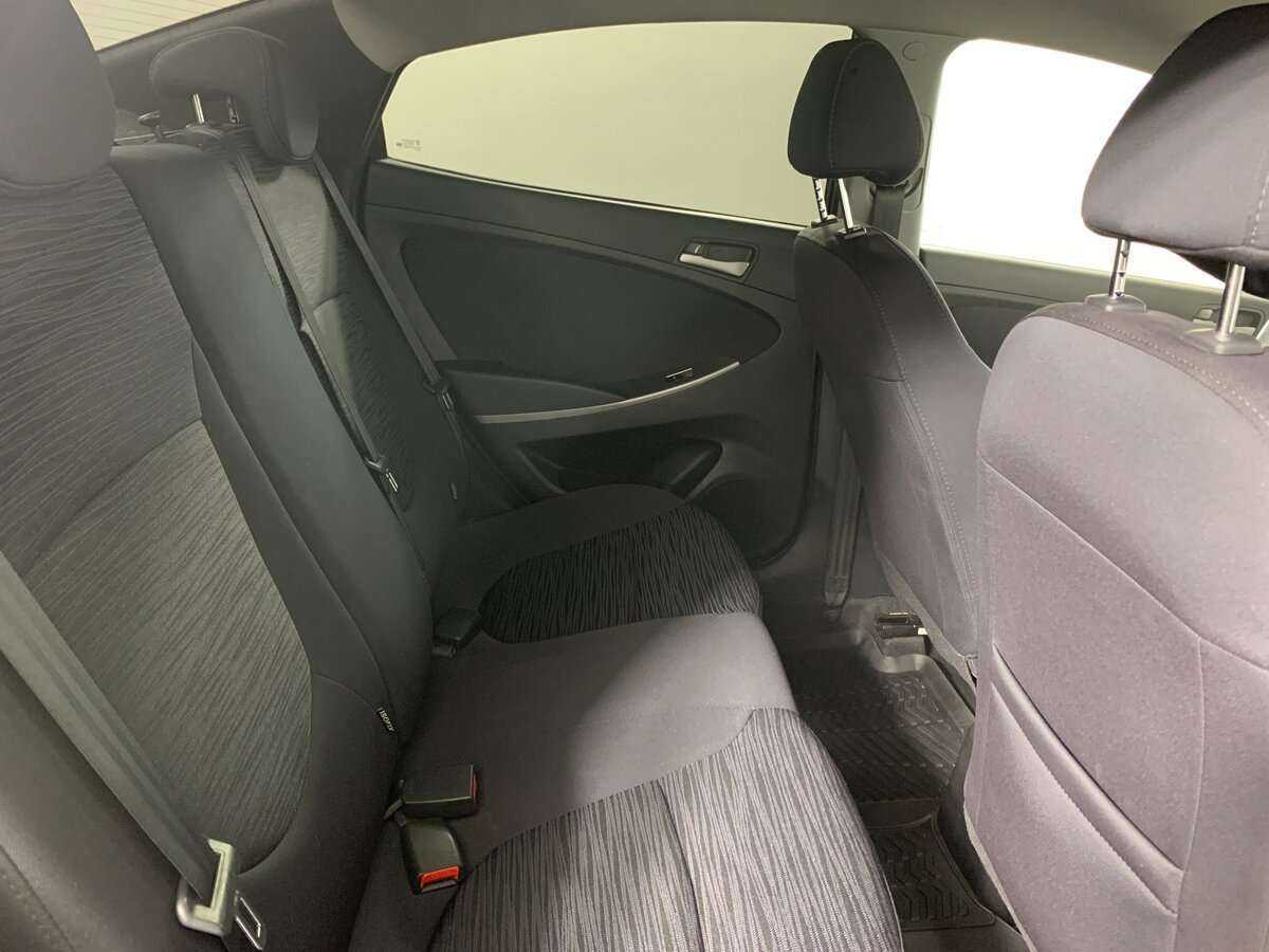 Купить Hyundai Solaris, 2014, 100 924 км, фото №15