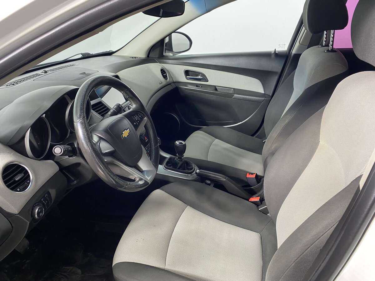 Купить Chevrolet Cruze, 2012, 162 400 км, фото №6