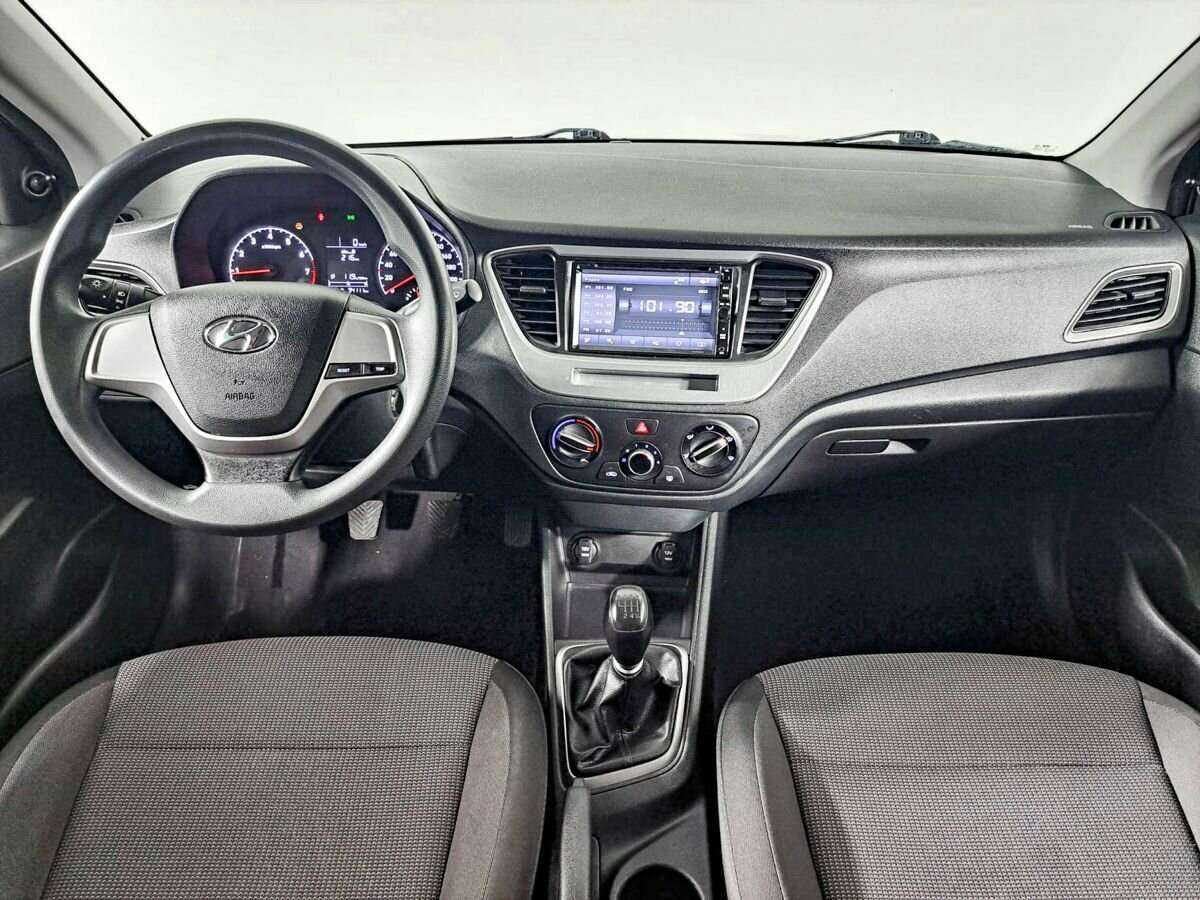 Купить Hyundai Solaris, 2018, 94 096 км, фото №14