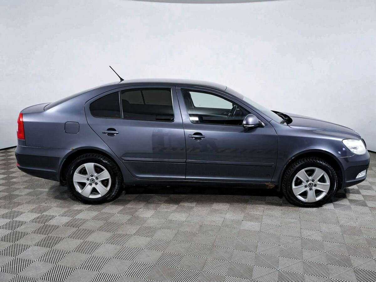 Купить Skoda Octavia, 2012, 181 399 км, фото №4