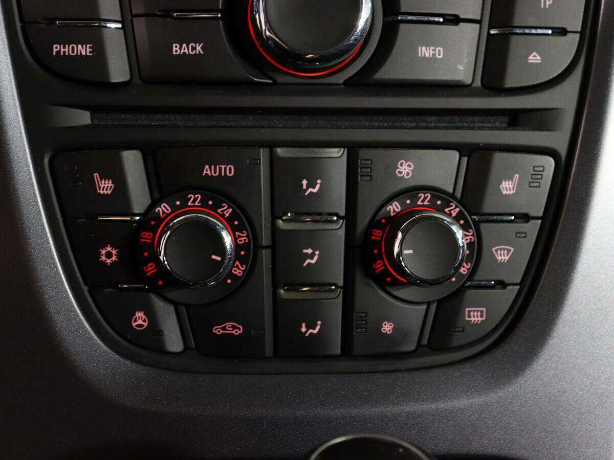 Купить Opel Astra, 2014, 90 282 км, фото №18