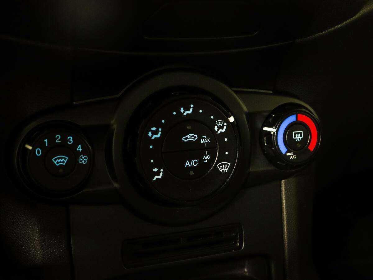 Купить Ford Fiesta, 2017, 55 000 км, фото №17