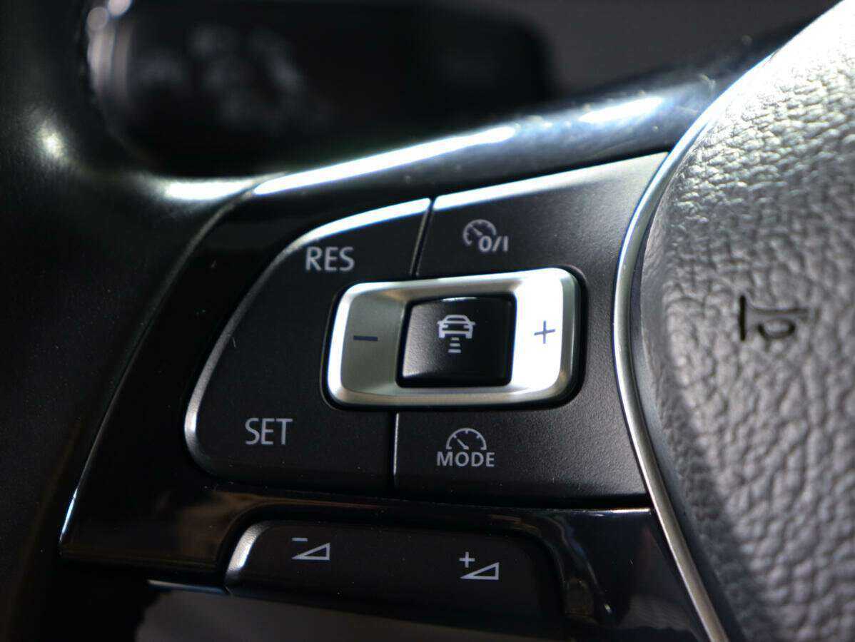 Купить Volkswagen Golf, 2013, 130 000 км, фото №19