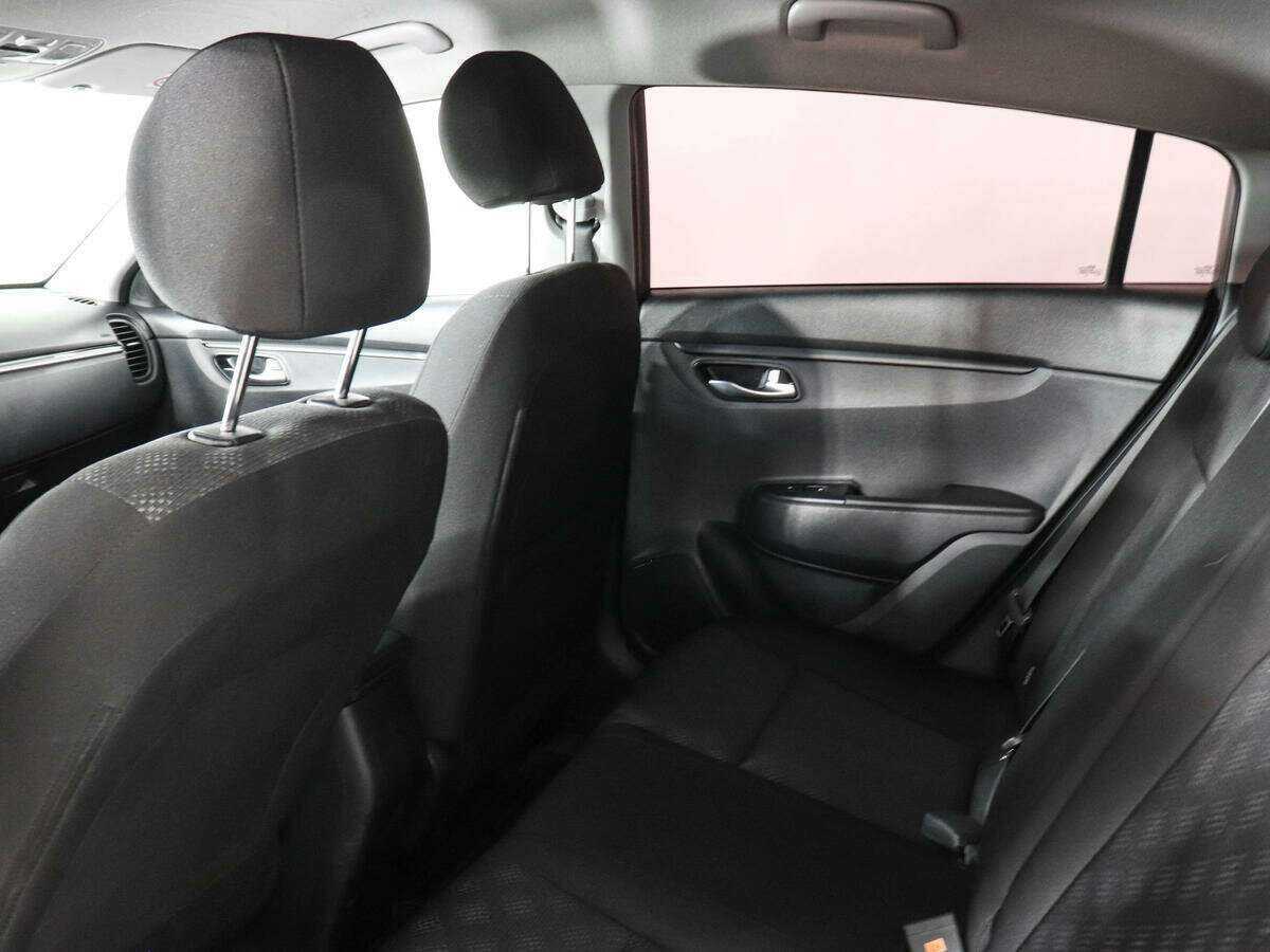 Купить Kia Rio X-Line, 2019, 65 081 км, фото №12