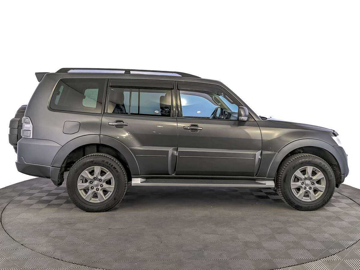 Купить Mitsubishi Pajero, 2013, 297 525 км, фото №4
