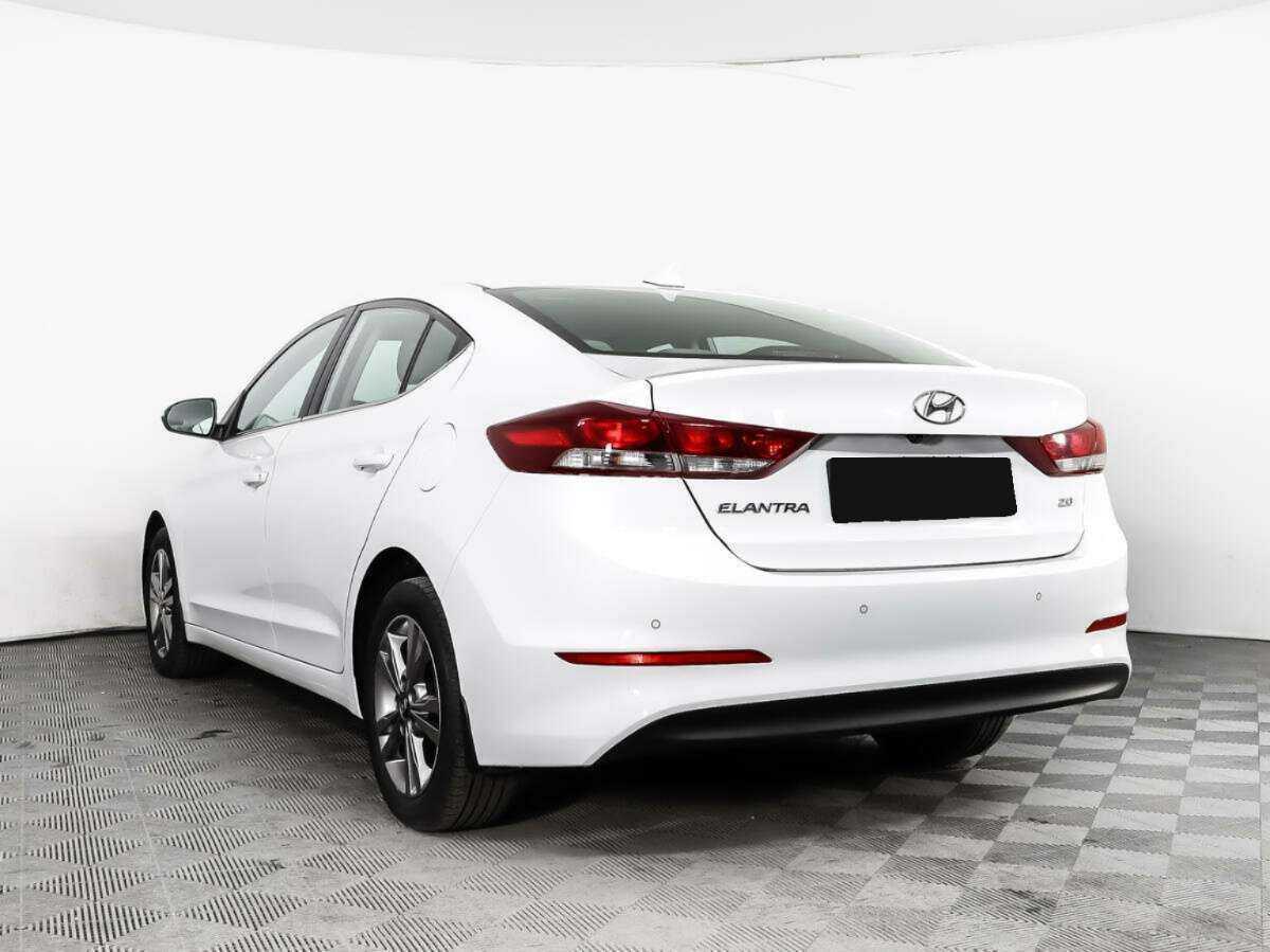 Купить Hyundai Elantra, 2017, 112 000 км, фото №7