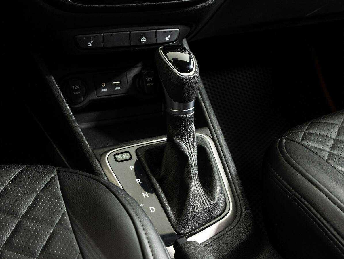 Купить Hyundai Solaris, 2018, 102 913 км, фото №15