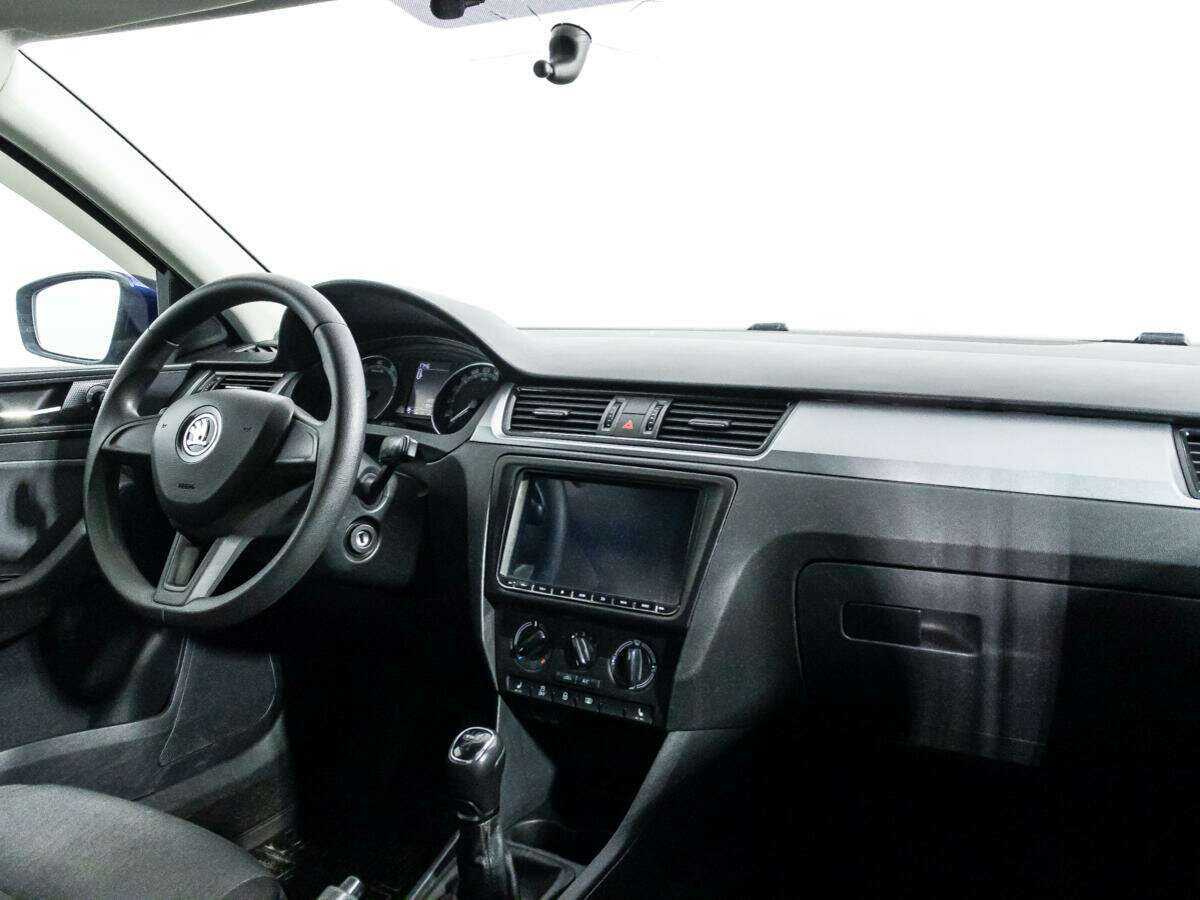 Купить Skoda Rapid, 2017, 119 941 км, фото №8
