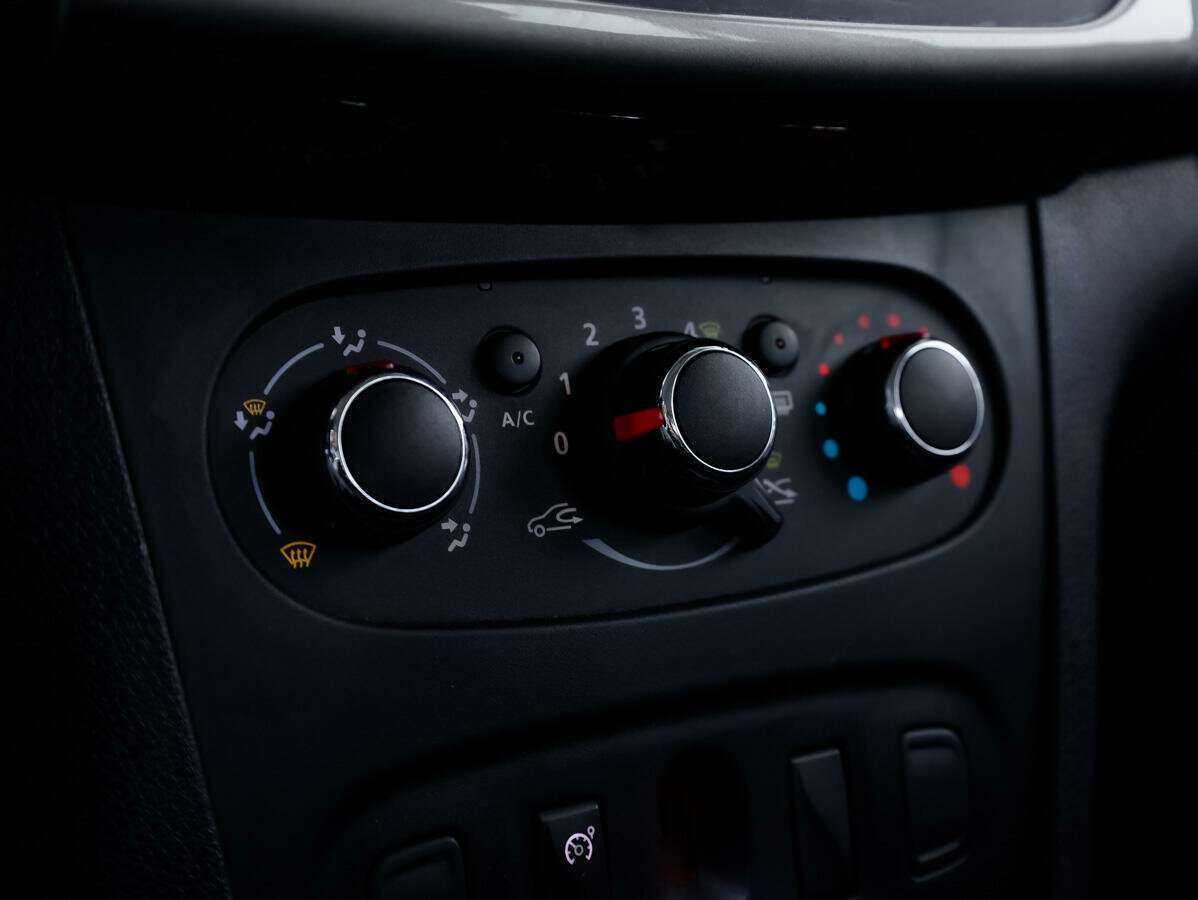 Купить Renault Sandero Stepway, 2018, 104 890 км, фото №16