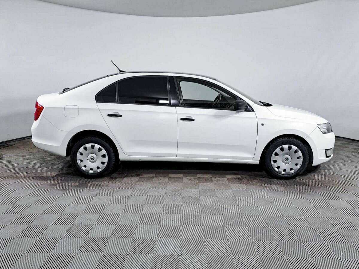 Купить Skoda Rapid, 2017, 210 000 км, фото №4