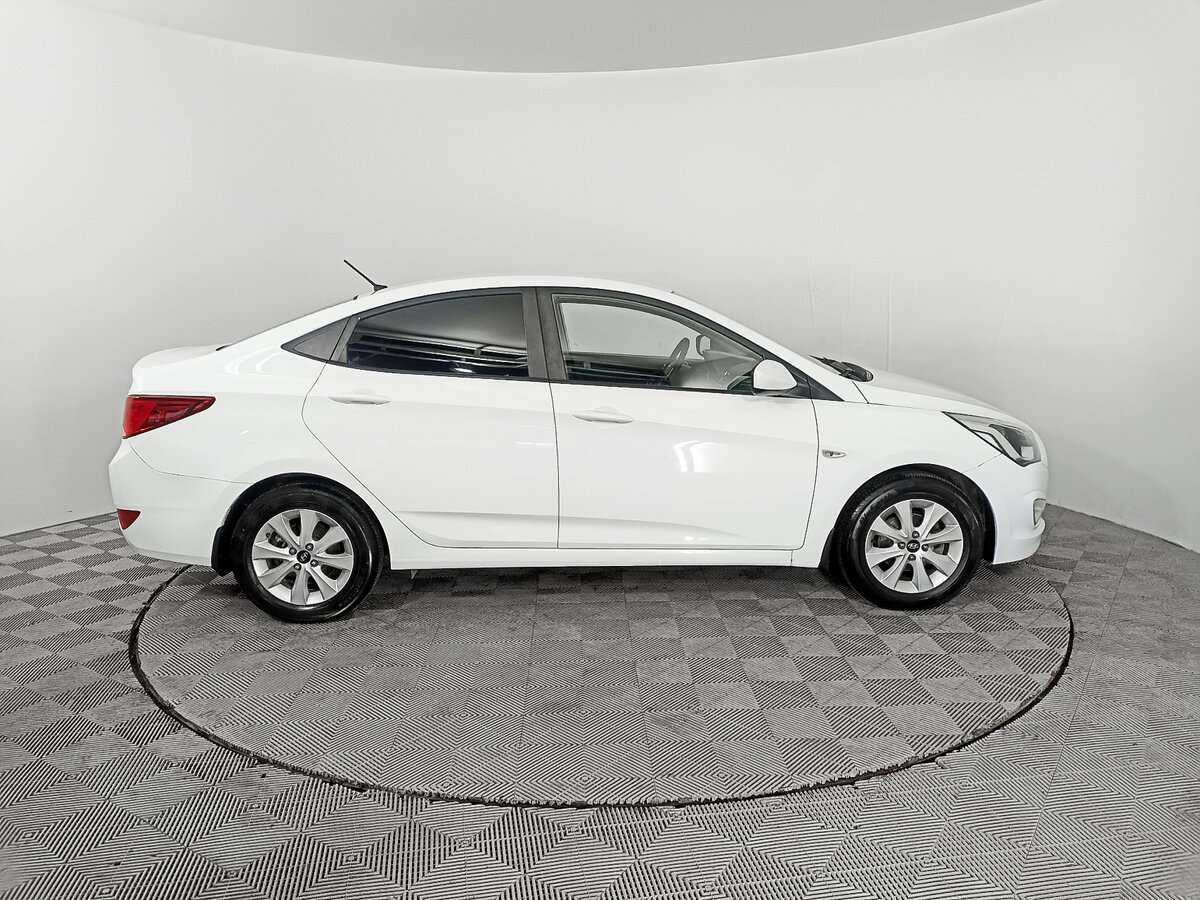 Купить Hyundai Solaris, 2016, 91 734 км, фото №4