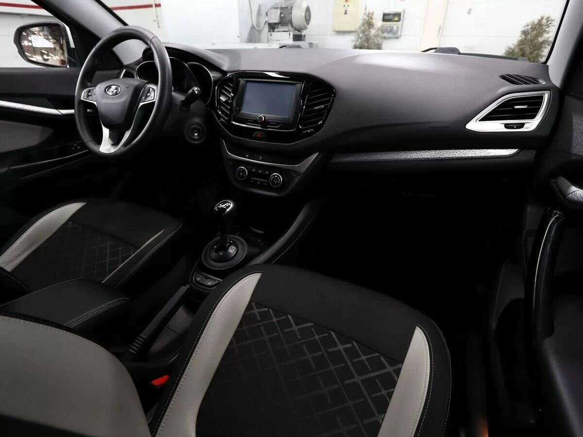 Купить Lada (ВАЗ) Vesta SW, 2018, 64 000 км, фото №8