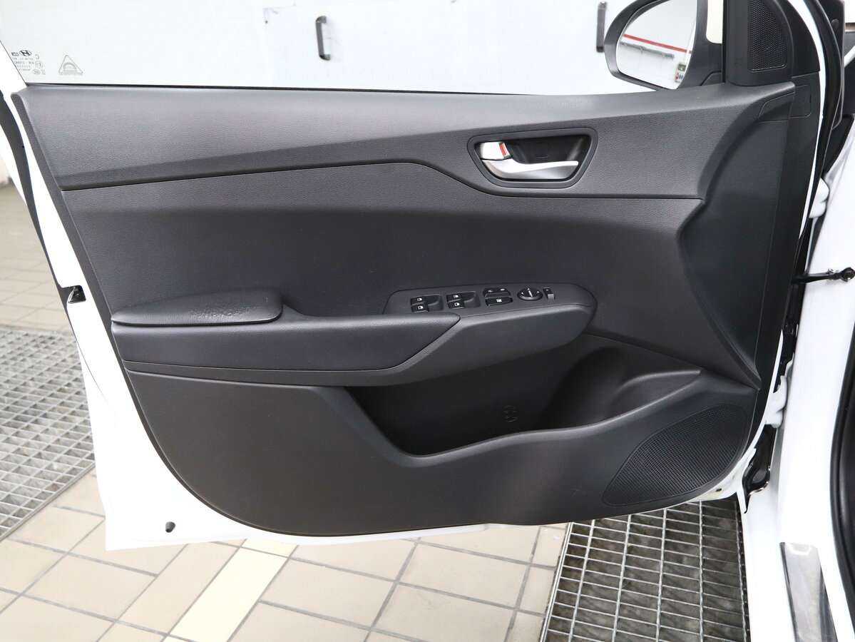 Купить Hyundai Solaris, 2021, 57 000 км, фото №6