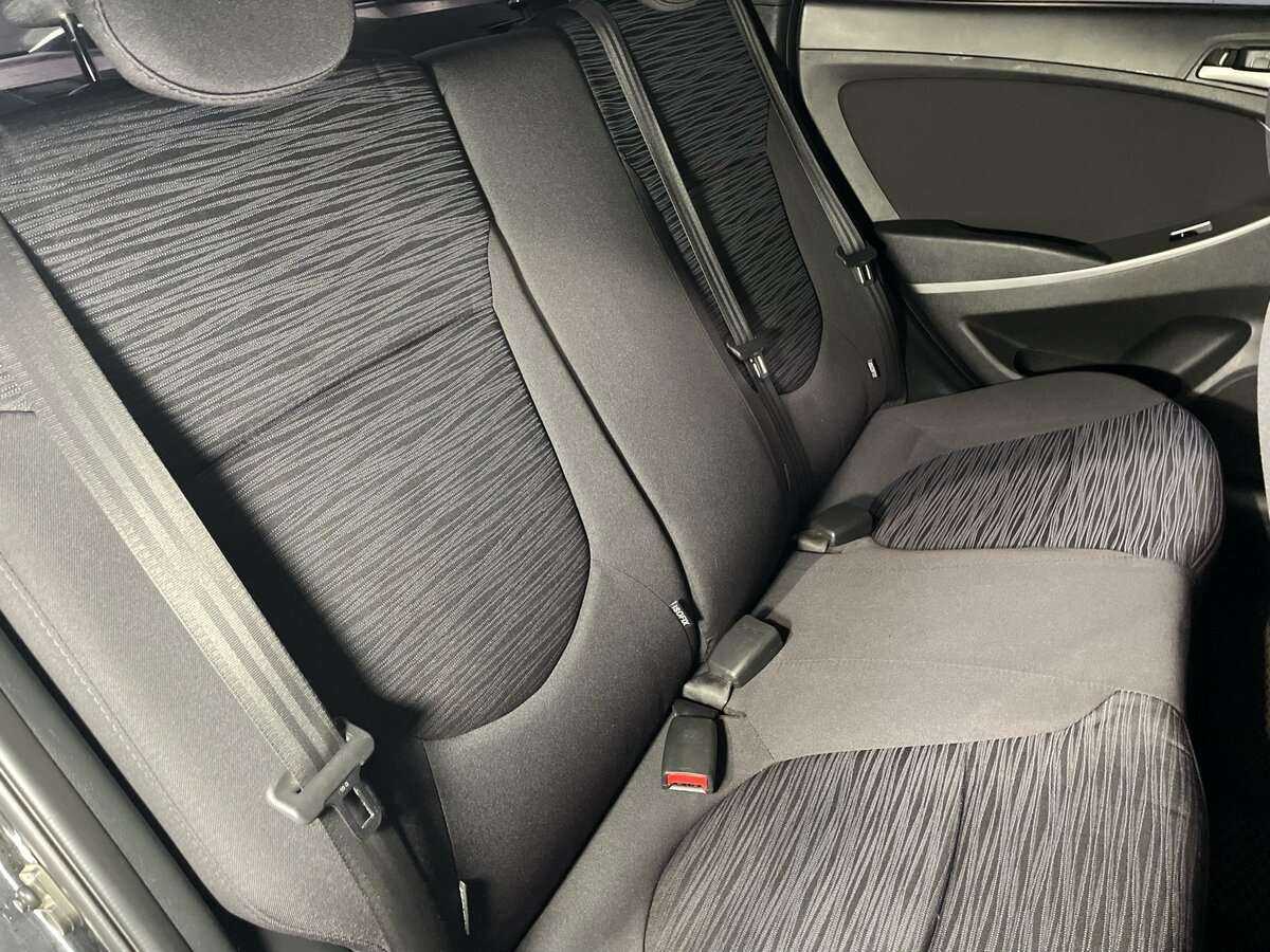 Купить Hyundai Solaris, 2016, 157 979 км, фото №17