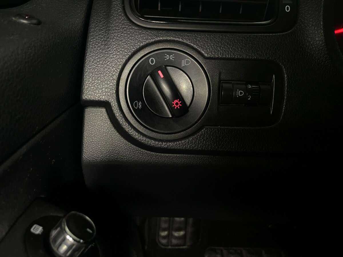 Купить Volkswagen Polo, 2017, 100 072 км, фото №18