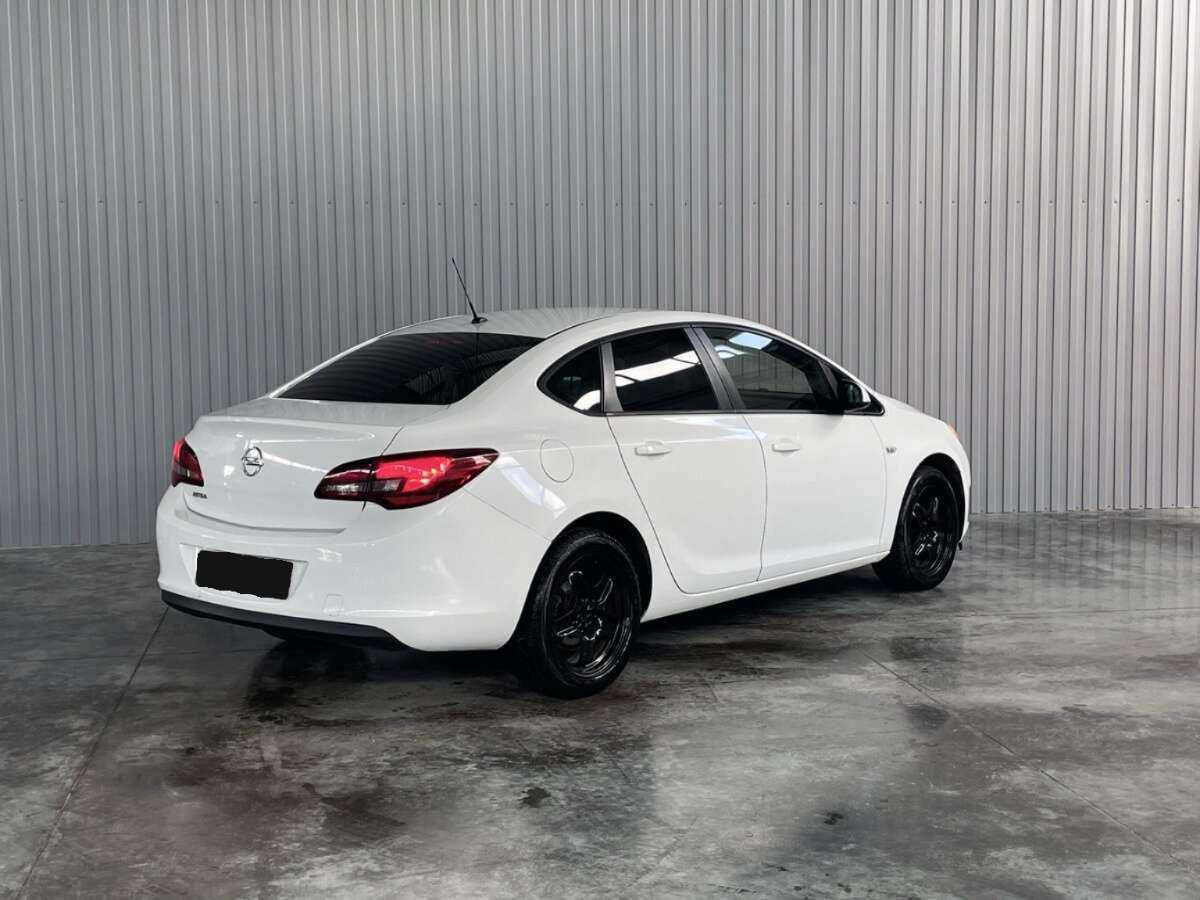 Купить Opel Astra, 2013, 205 254 км, фото №5