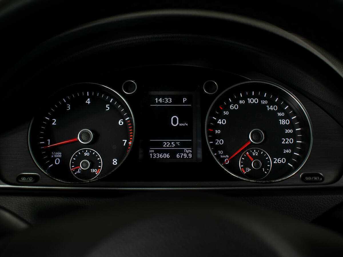 Купить Volkswagen Passat, 2014, 133 330 км, фото №11