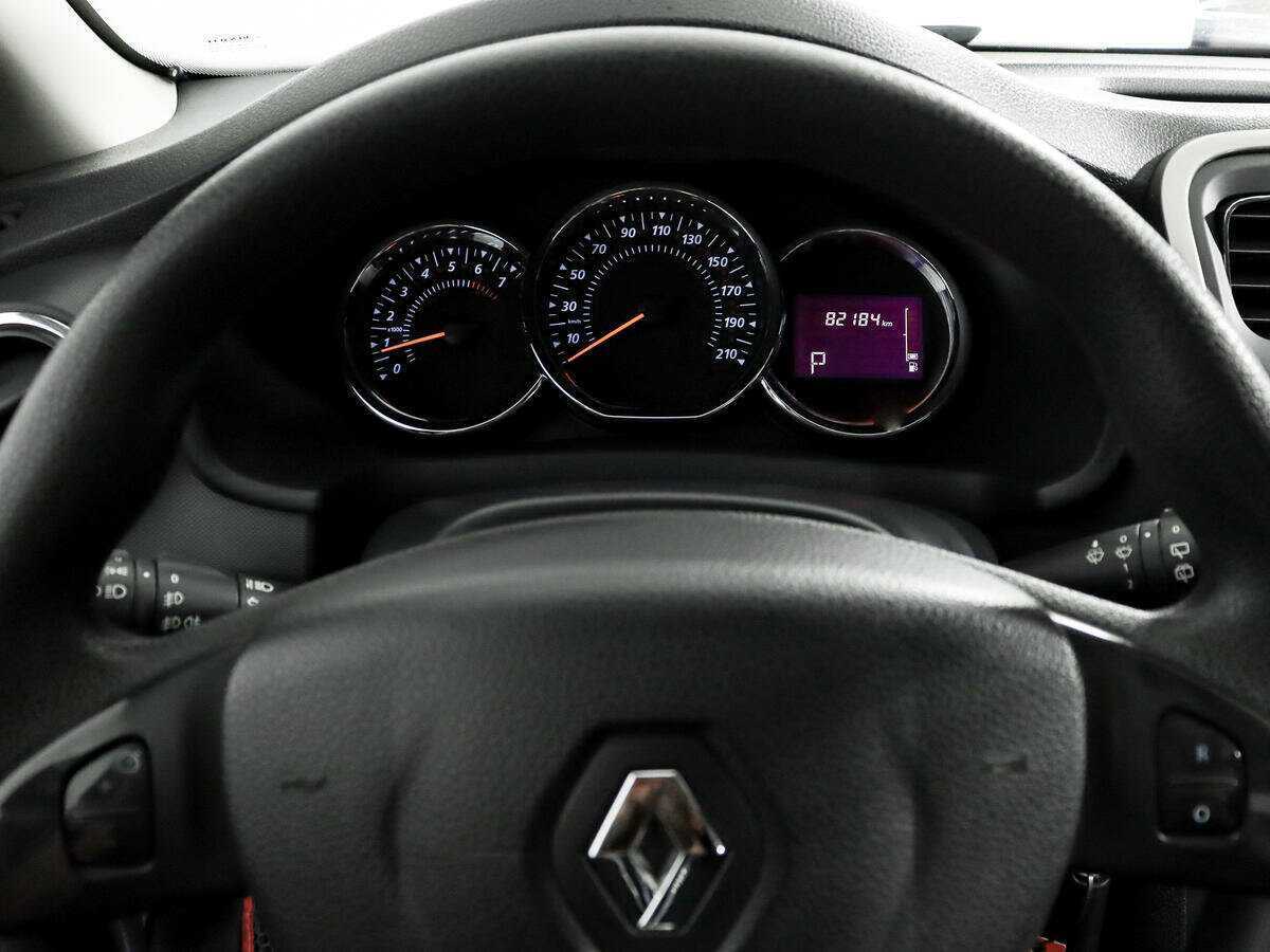 Купить Renault Sandero Stepway, 2016, 80 720 км, фото №13