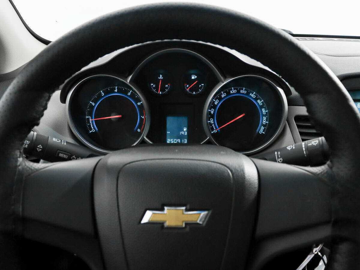 Купить Chevrolet Cruze, 2012, 250 911 км, фото №15