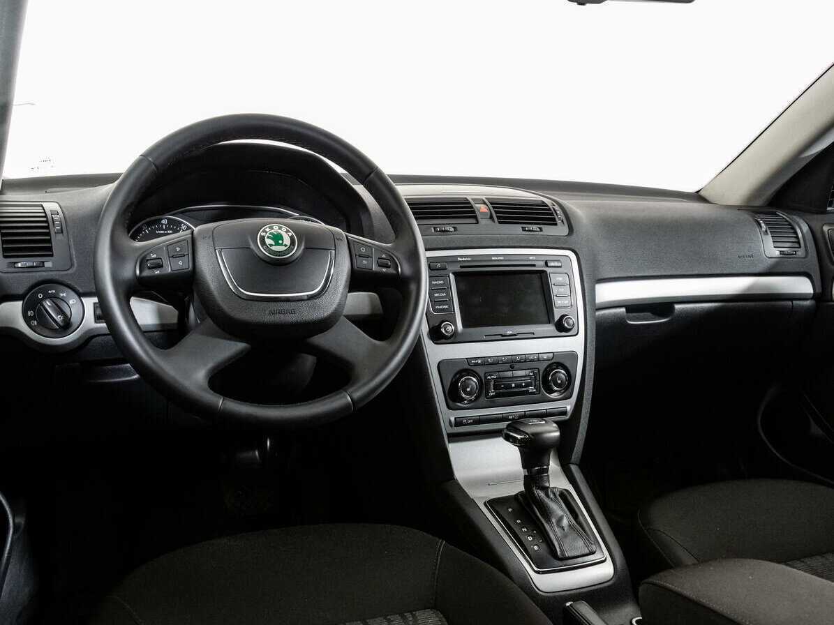 Купить Skoda Octavia, 2013, 259 658 км, фото №11