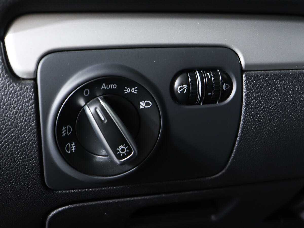 Купить Volkswagen Golf, 2012, 269 564 км, фото №13