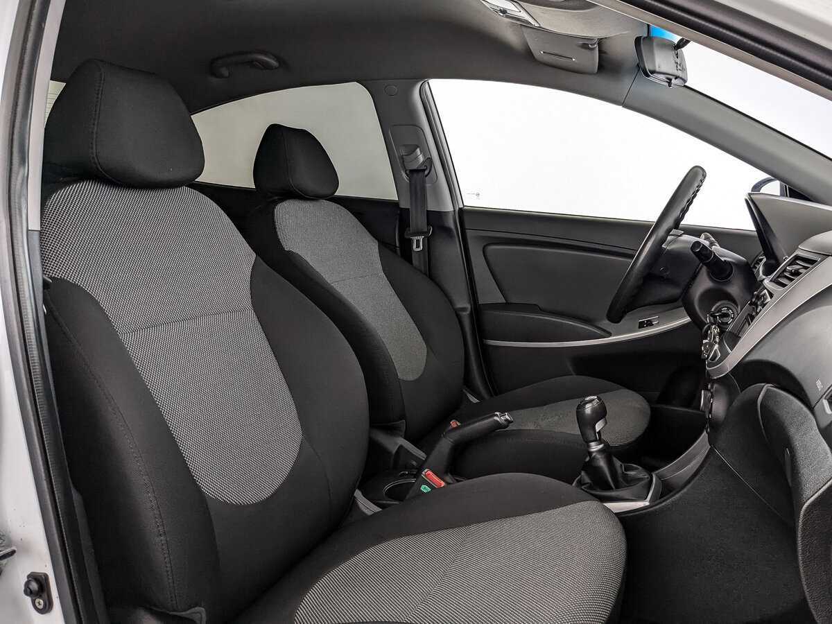 Купить Hyundai Solaris, 2014, 136 288 км, фото №20