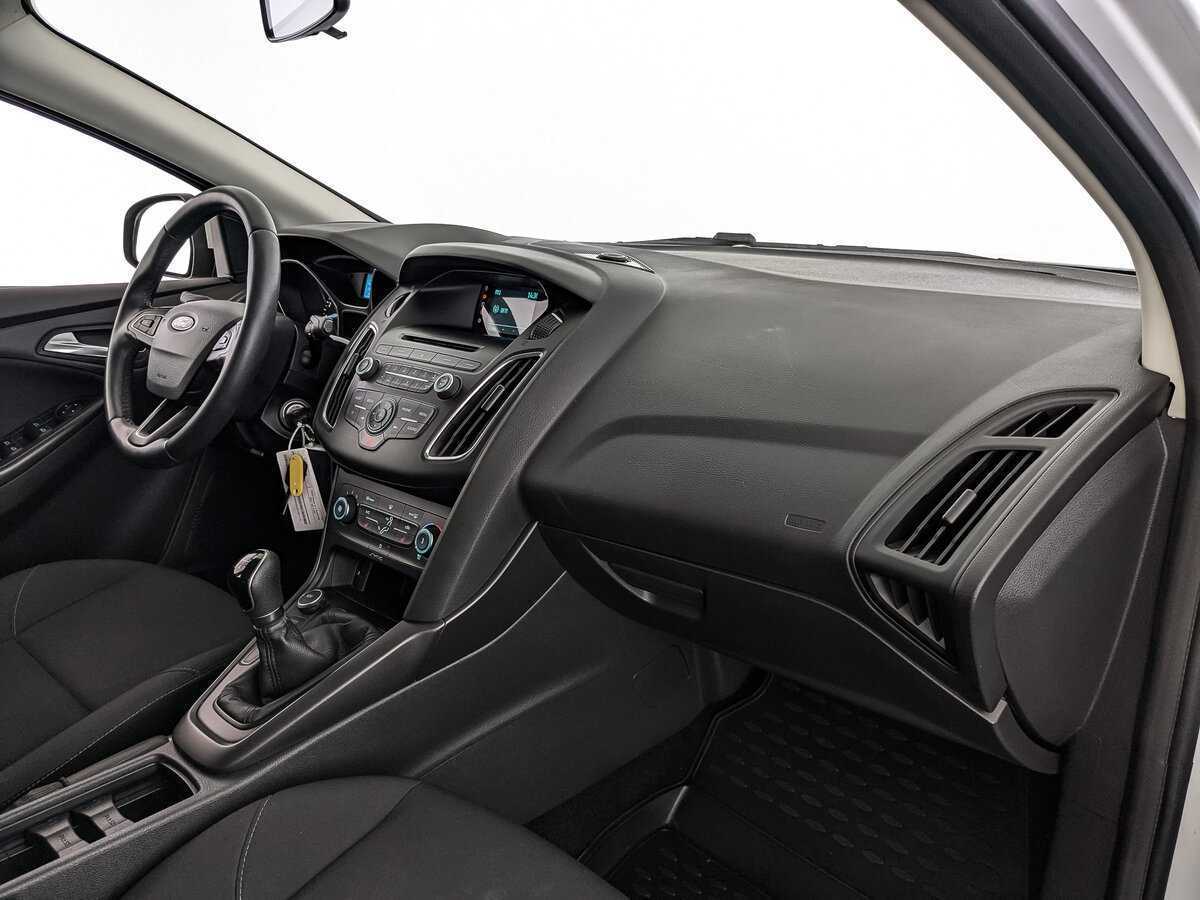 Купить Ford Focus, 2018, 58 377 км, фото №9