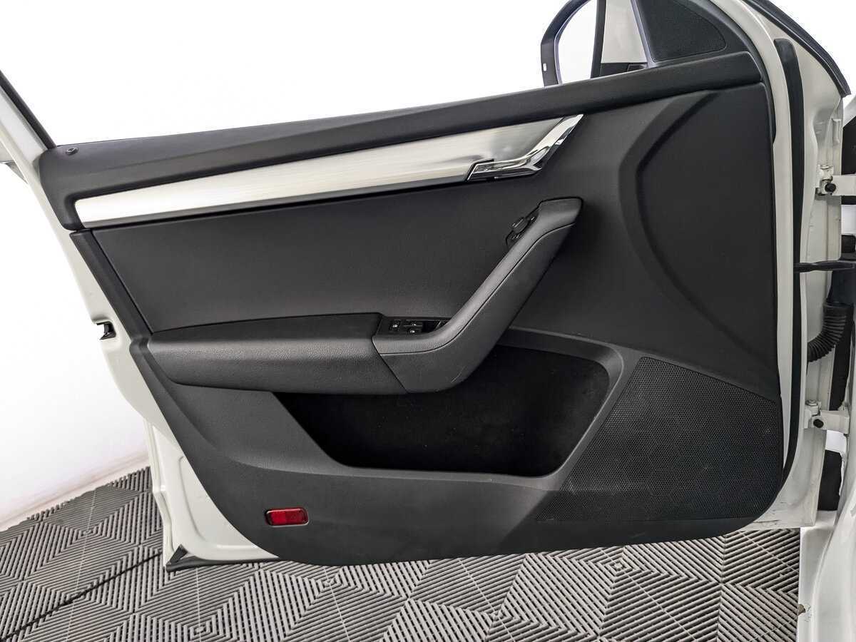 Купить Skoda Octavia, 2017, 144 758 км, фото №14