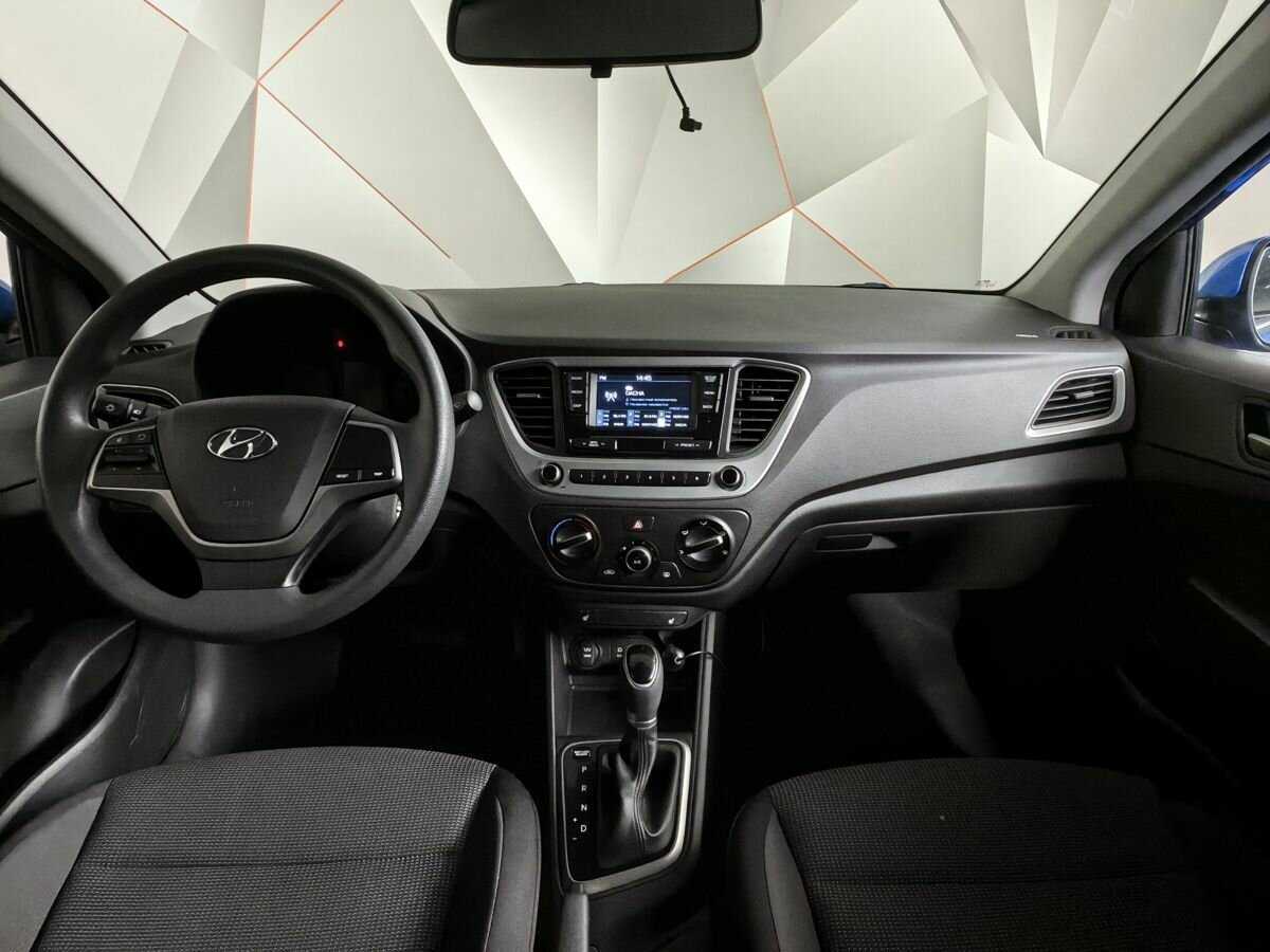 Купить Hyundai Solaris, 2017, 35 489 км, фото №10