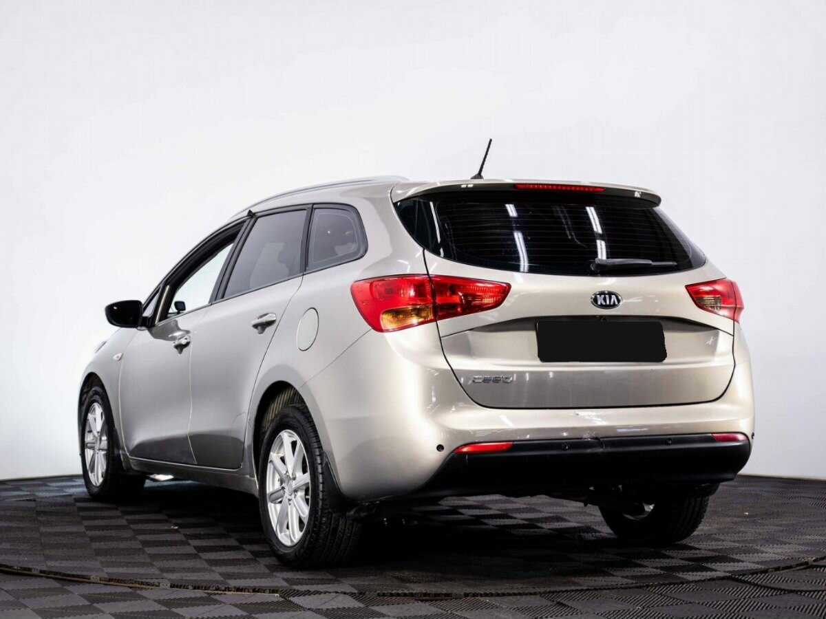 Купить Kia Ceed, 2013, 130 000 км, фото №4