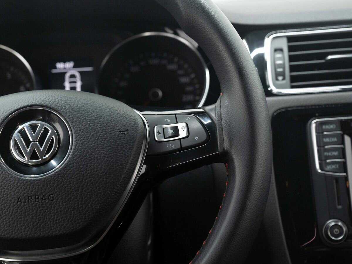 Купить Volkswagen Jetta, 2016, 170 000 км, фото №16