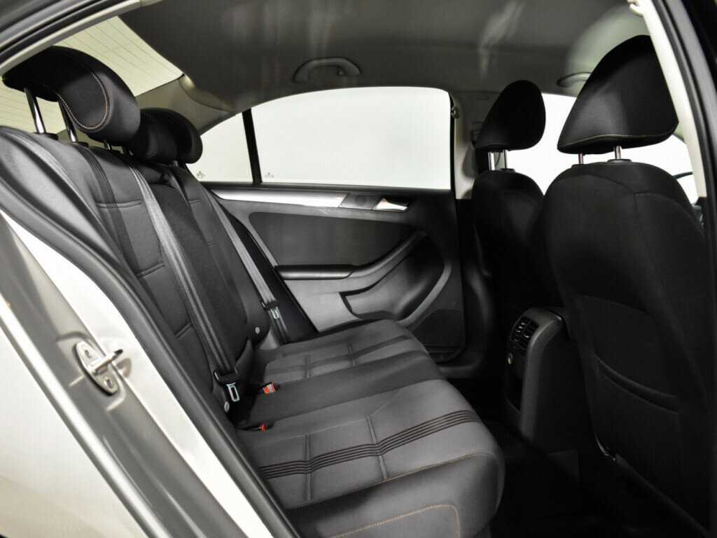 Купить Volkswagen Jetta, 2016, 141 273 км, фото №10