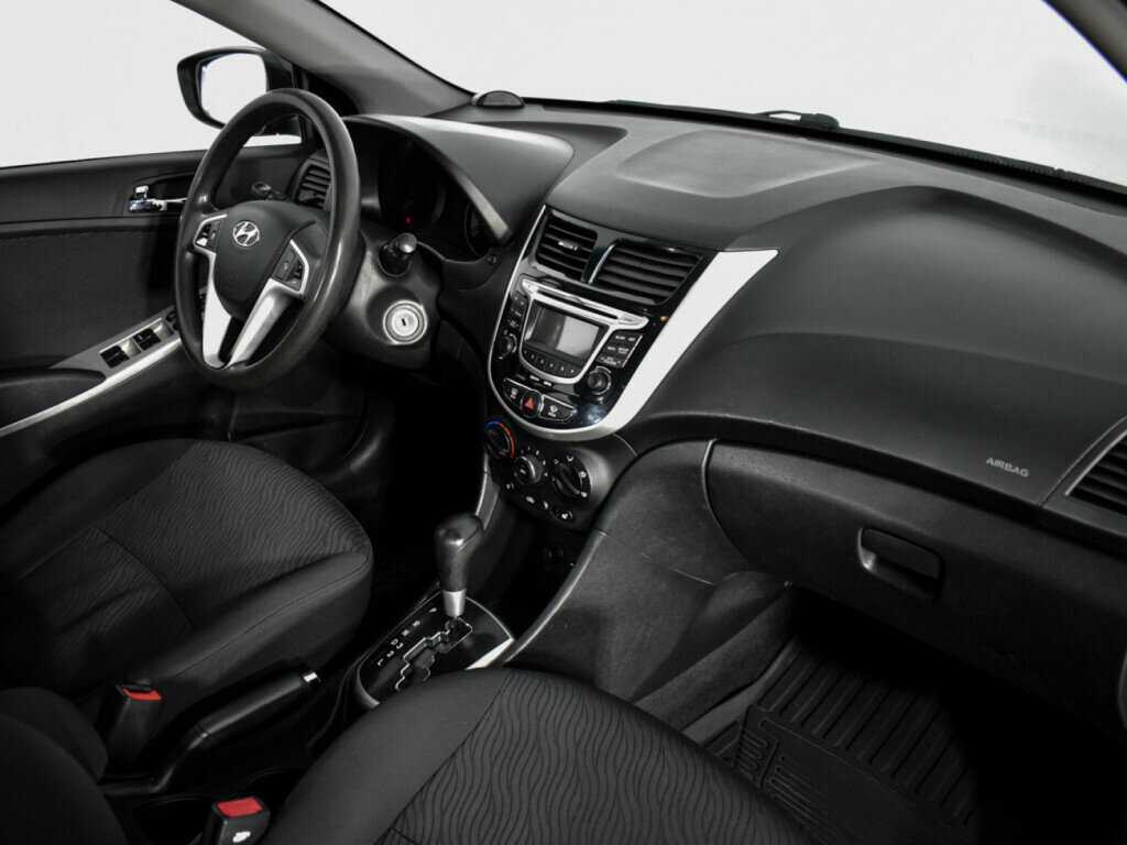 Купить Hyundai Solaris, 2012, 210 465 км, фото №9