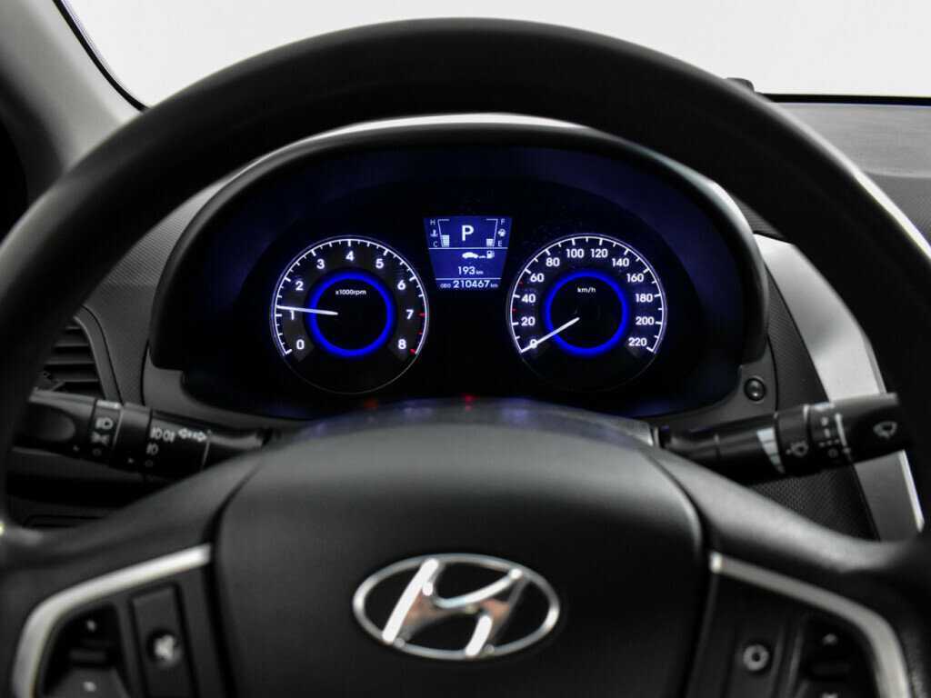 Купить Hyundai Solaris, 2012, 210 465 км, фото №14