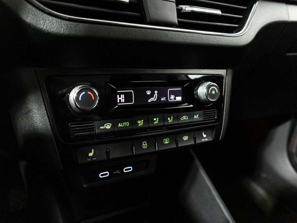 Купить Skoda Rapid, 2020, 91 405 км, фото №16