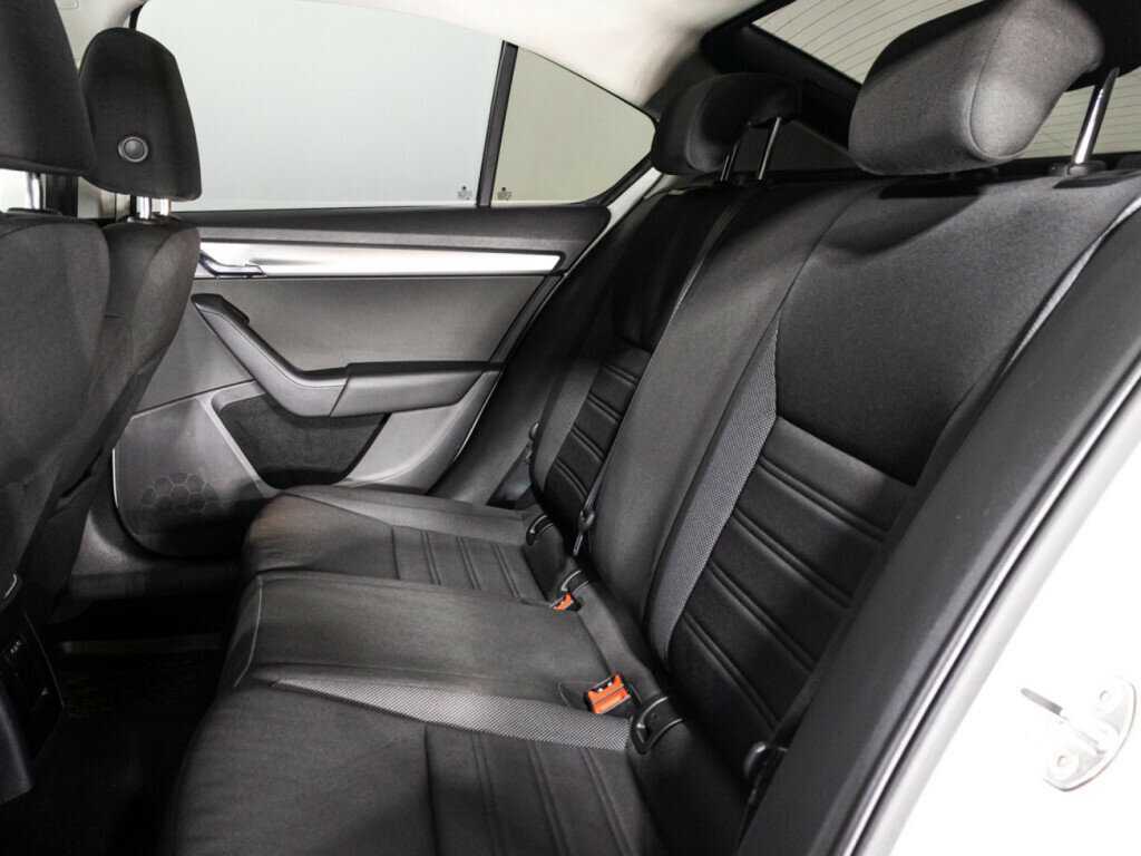 Купить Skoda Octavia, 2018, 188 942 км, фото №10