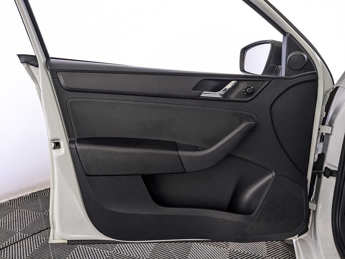 Купить Skoda Rapid, 2017, 209 187 км, фото №19