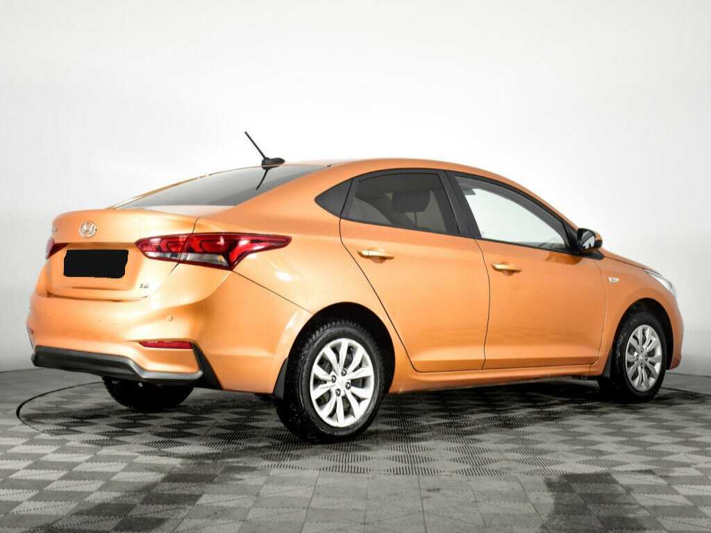 Купить Hyundai Solaris, 2017, 118 971 км, фото №5