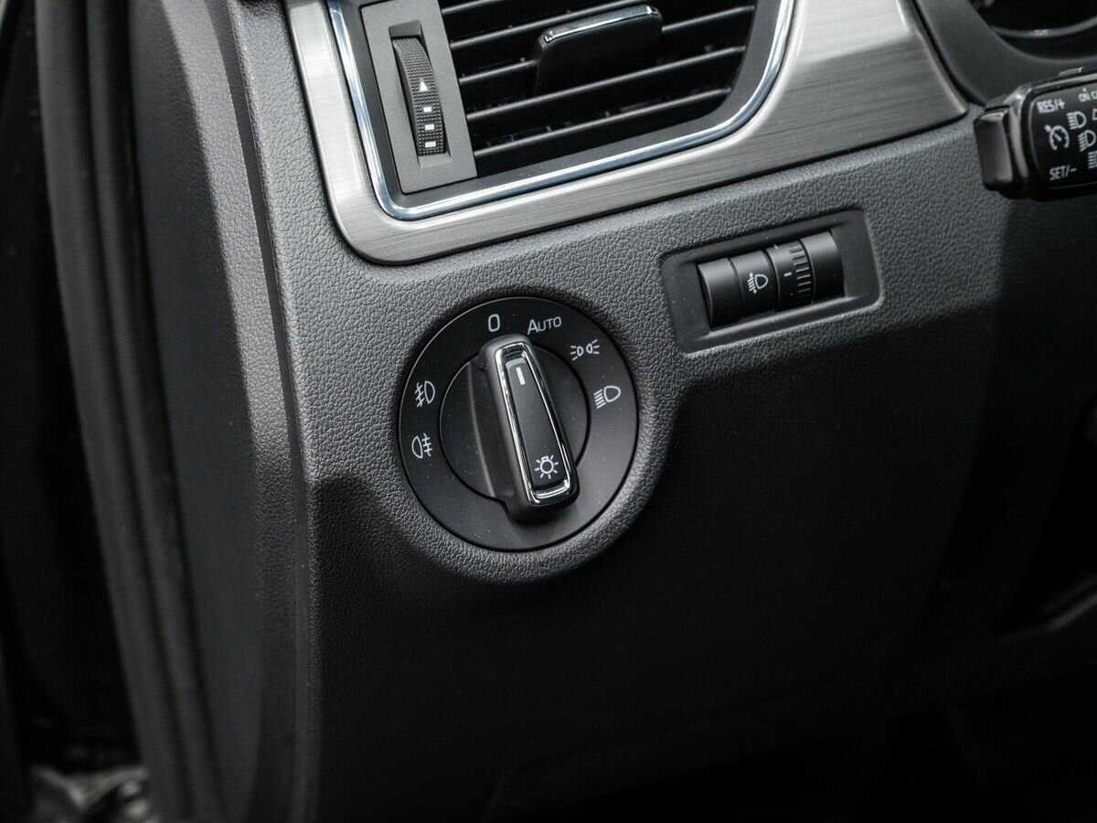 Купить Skoda Rapid, 2018, 87 000 км, фото №15