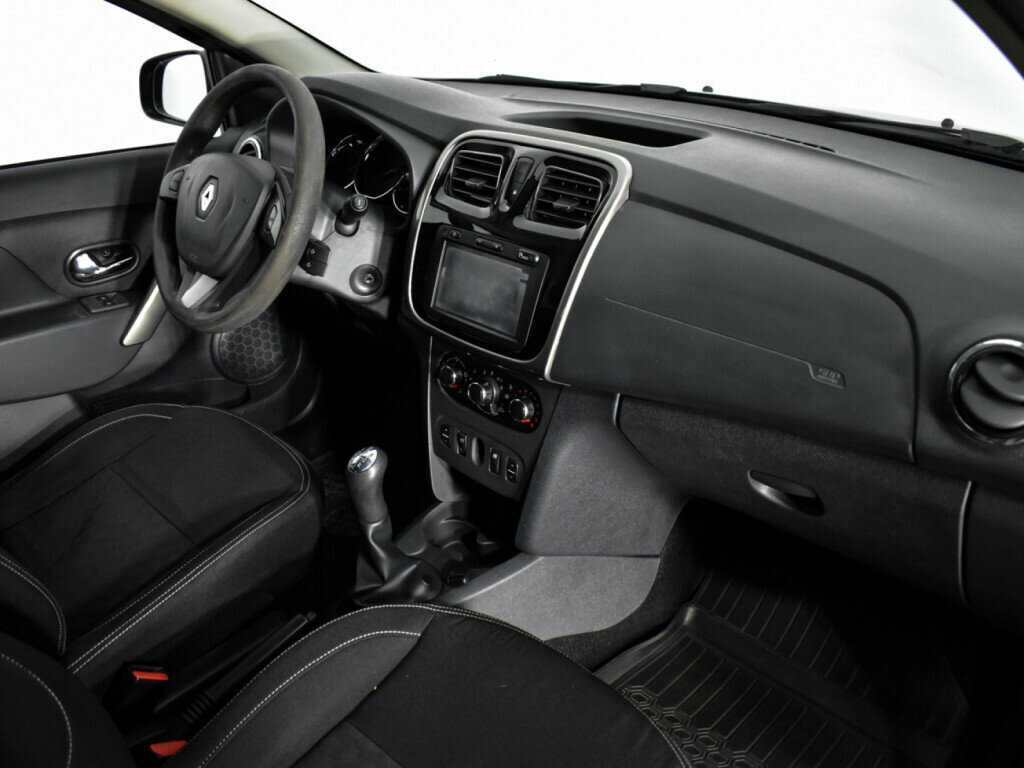 Купить Renault Logan, 2017, 118 446 км, фото №10