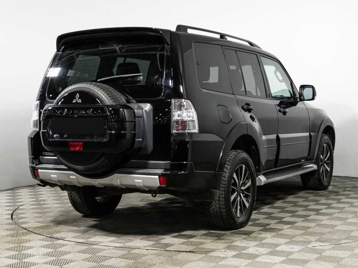 Купить Mitsubishi Pajero, 2012, 215 000 км, фото №4