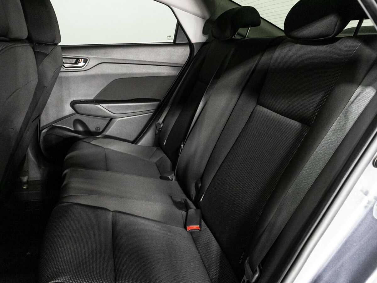 Купить Hyundai Solaris, 2018, 120 365 км, фото №10