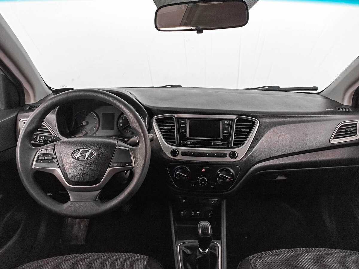 Купить Hyundai Solaris, 2018, 85 577 км, фото №12