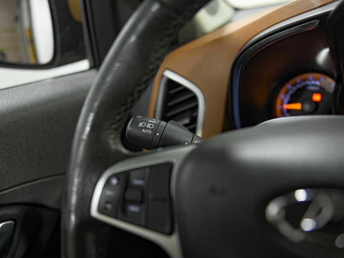 Купить Lada (ВАЗ) XRAY Cross, 2021, 56 300 км, фото №7