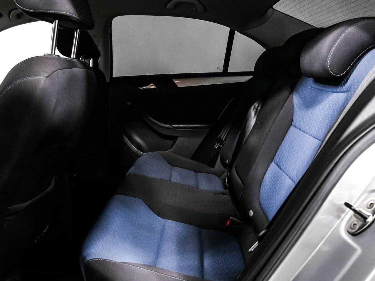 Купить Volkswagen Jetta, 2013, 74 271 км, фото №12